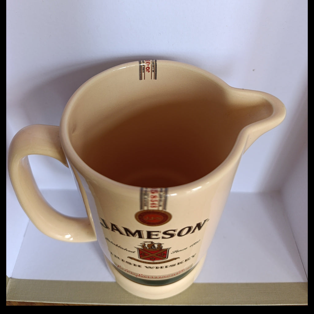 Pichet Jameson, vue de trois quarts