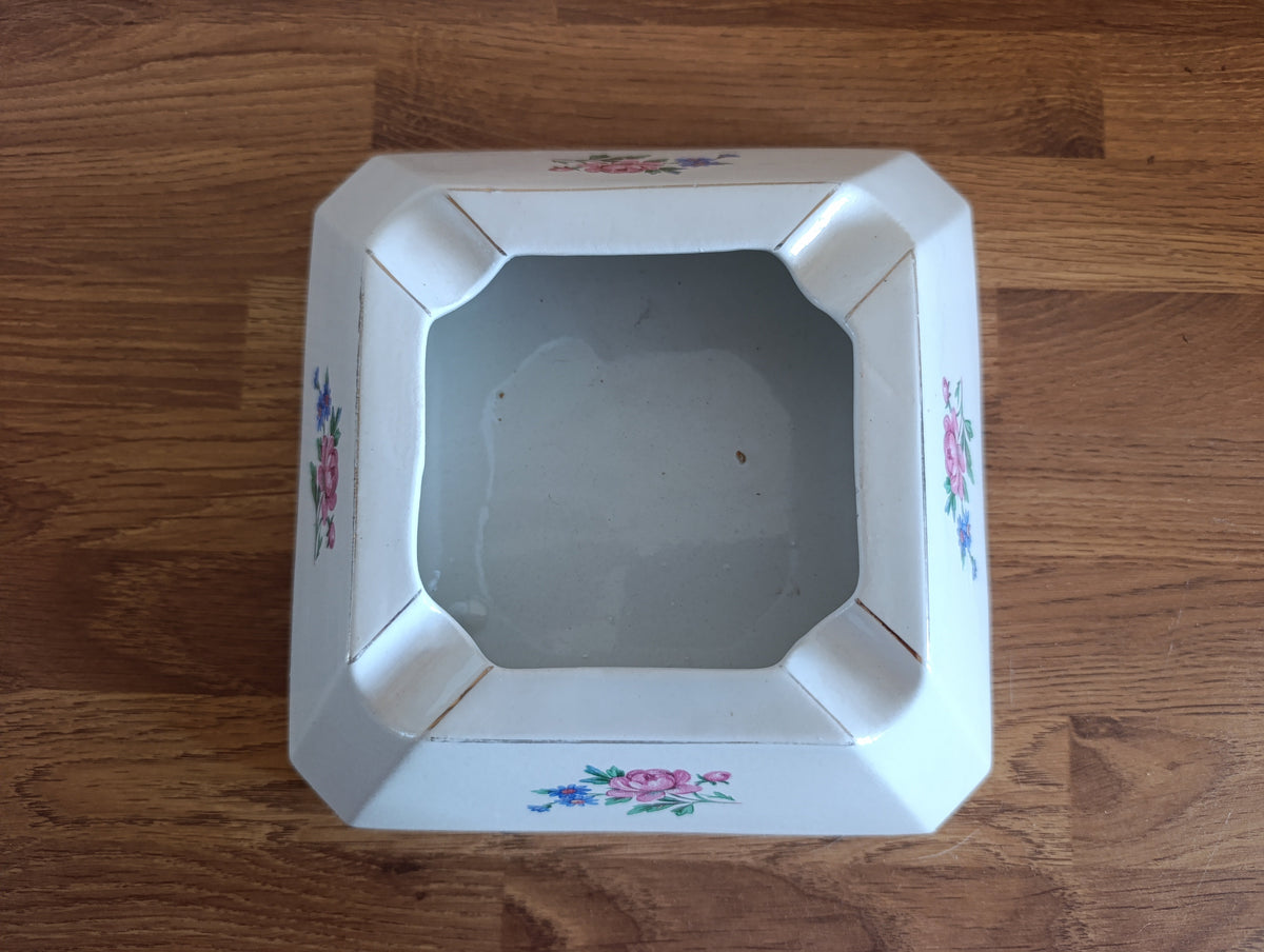 Fond du cendrier avec tampon Lunéville KG Made in France